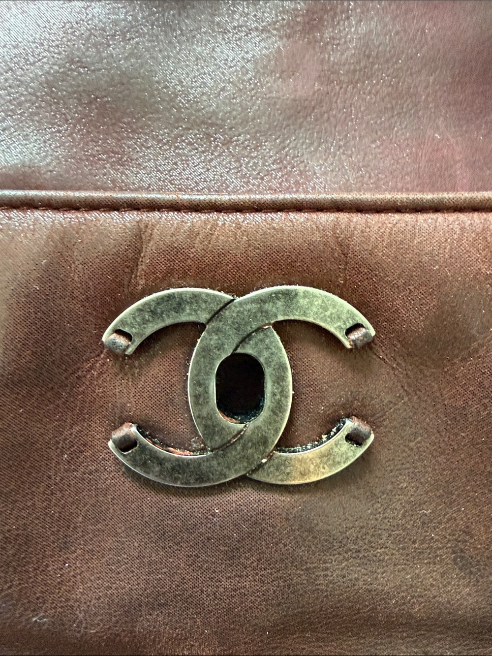 CHANEL Brown soft and crumbled calfskin portobello bag. Very good - Picture 8 of 16